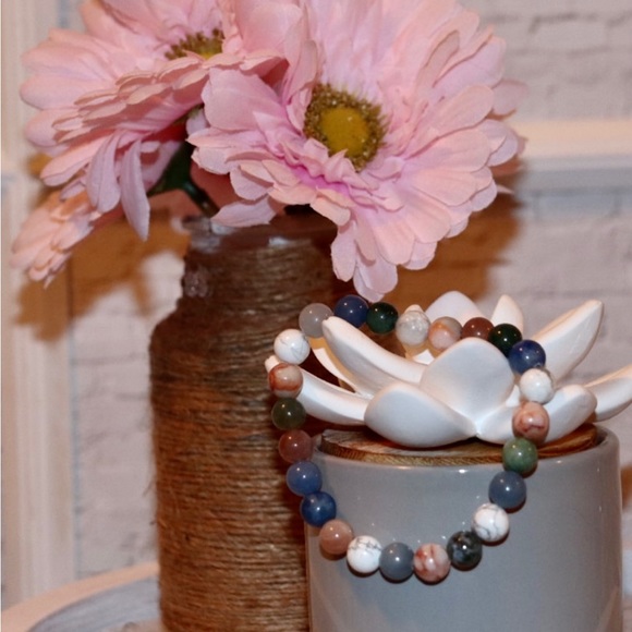 Beautiful Handmade Wellness Bracelets. - Picture 1 of 16